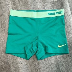 NIKE | Running Dri-Fit Shorts